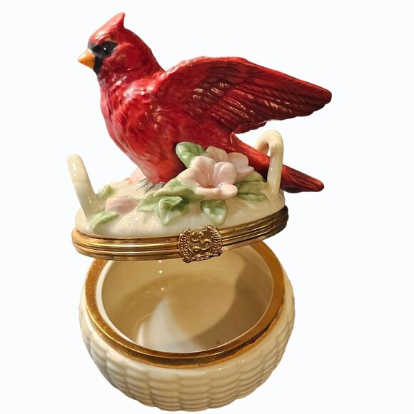 LENOX Treasures Cardinal Treasure/ Trinket Box Garden Birds Collection Red Bird - Picture 4 of 15